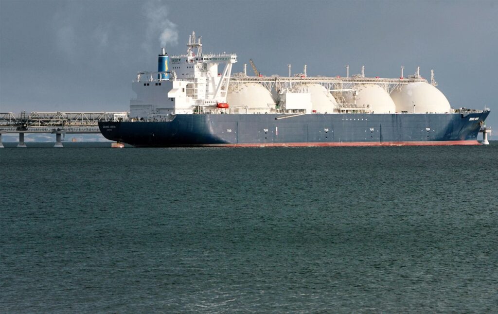 США та ЄС чинять тиск на країни Азії щодо імпорту російської нафти і газу
