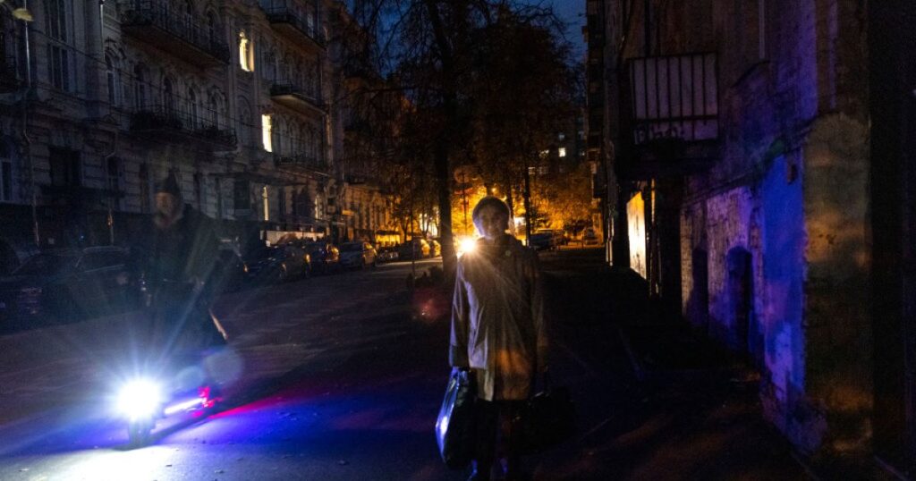 Джерела графіків відключень: функціонування енергосистеми України після атак