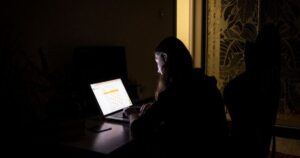 Графіки відключення електроенергії в Україні на 5 листопада: часи та місця відсутності світла
