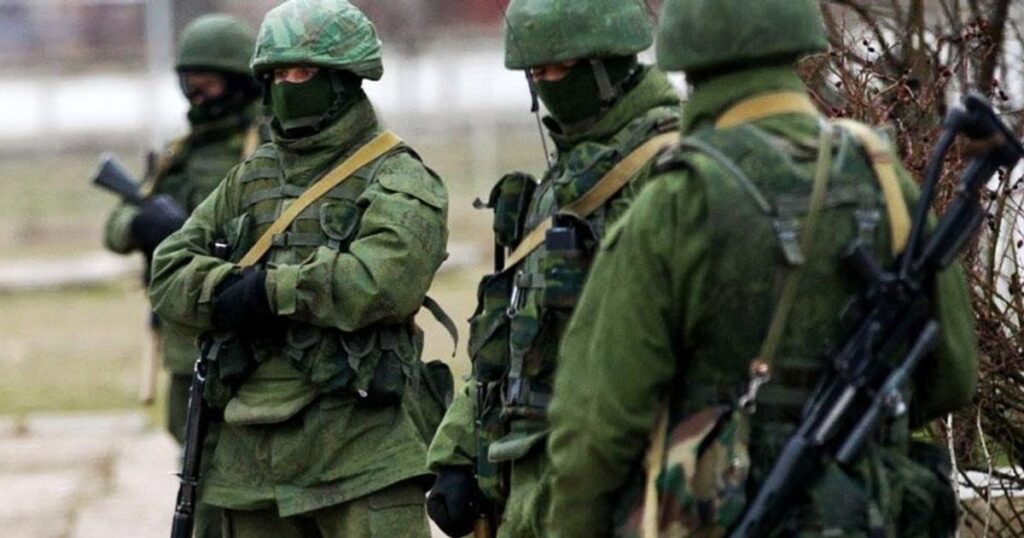 Історична аномалія": в Естонії прокоментували появу "зелених чоловічків" на кордоні