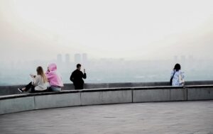 Сьогодні в Україні без опадів, але з несподіванками в погоді