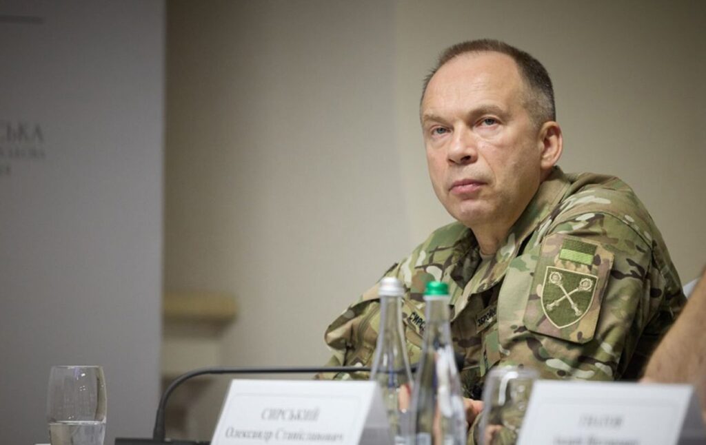 Сирський: найбільш інтенсивні бої на фронті тривають поблизу 7 міст