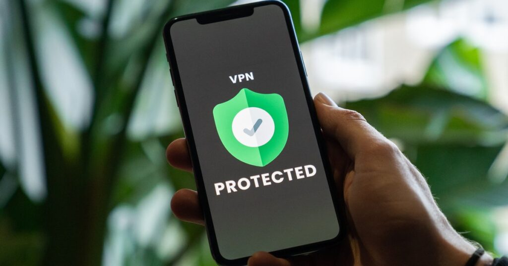 Хакери атакують користувачів по всьому світу, крадучи дані через VPN. Як захиститися