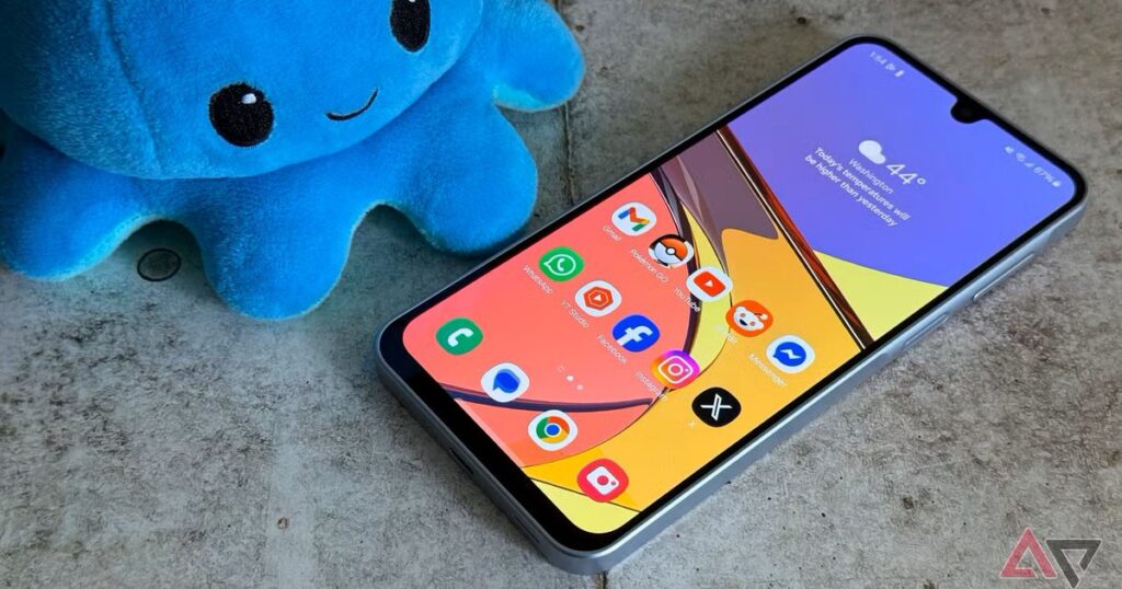 Не кваптеся викидати ці смартфони: які моделі Samsung Galaxy отримають оновлення