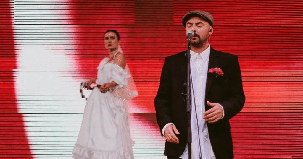 Соліст гурту ADAM продовжує боротися за життя: буде відслужено молебень