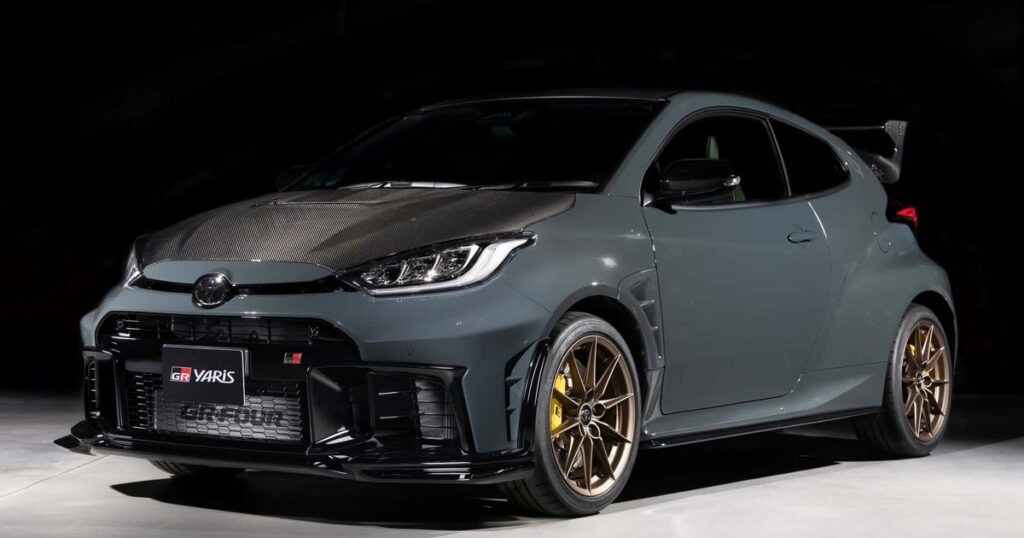 Кишенькова ракета: голова Toyota розробив авто своєї мрії для екстремальних вражень