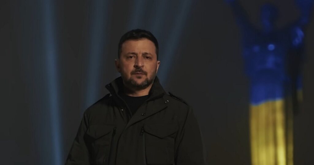 18-хвилинне звернення: коли та де можна подивитися новорічне привітання Зеленського