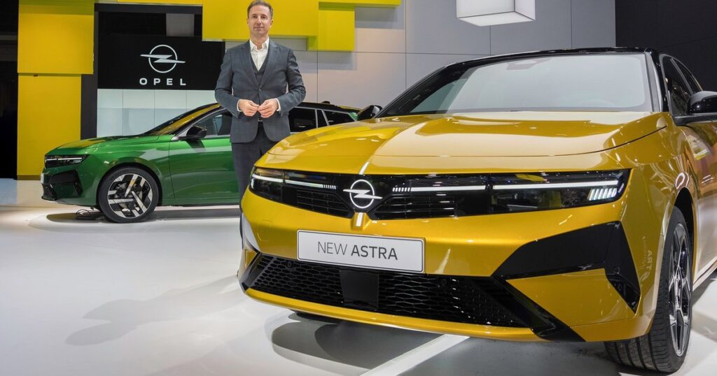 Представлено оновлений Opel Astra 2026: які нововведення з'явилися в популярній компактній моделі