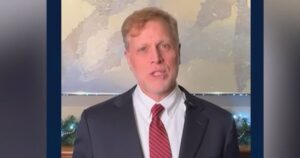 Посол США привітав Росію з Новим роком російською мовою, відзначивши спільні традиції