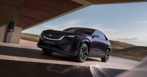 Mazda представила доступного високотехнологічного конкурента Tesla Model Y для Європи