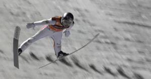 Австрійського стрибуна дискваліфікували на Олімпіаді-2026 через незвичні черевики