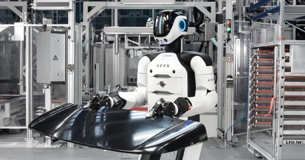 BMW розпочала використання ШІ для роботи, працівники виконують 10-годинні зміни з двома вихідними