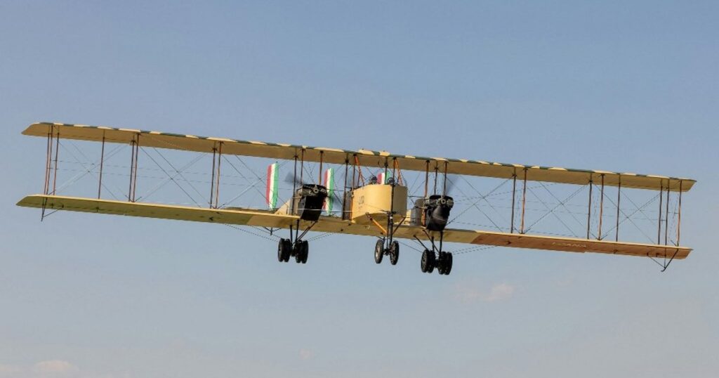 Українець незаконно перелетів до Румунії на мотодельтаплані через кордон