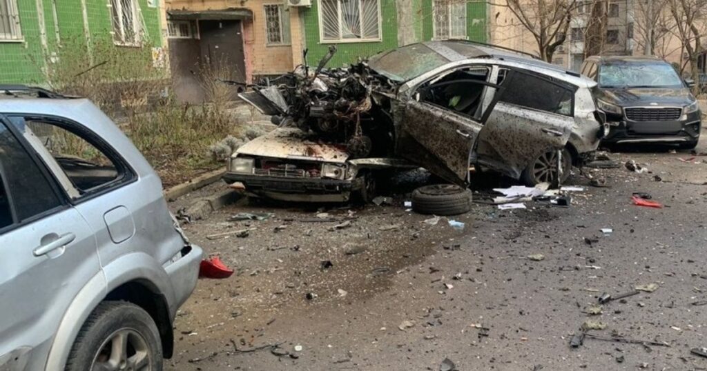 В Одесі стався вибух автомобіля: ЗМІ вважають, що постраждалий має стосунок до оборонної галузі