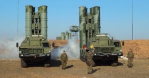 Індія інвестувала $25 млрд у російські літаки та системи С-400, згідно з Reuters
